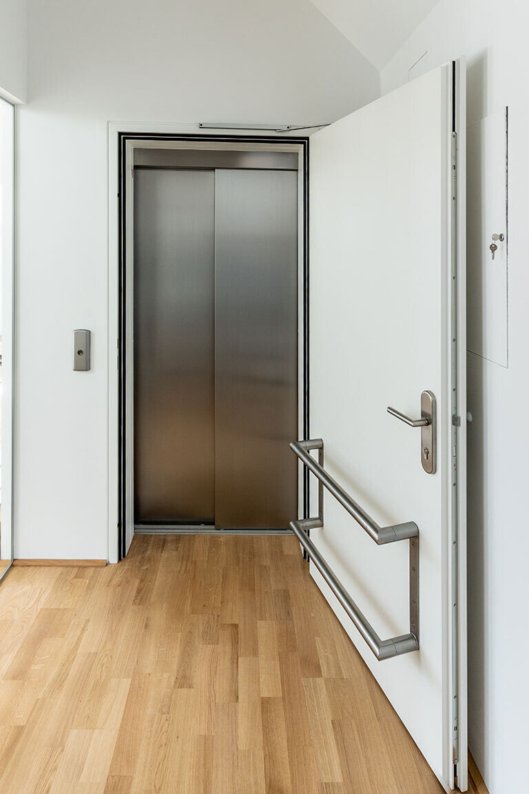 Lift in jedem Haus bis zum Dachgeschoss